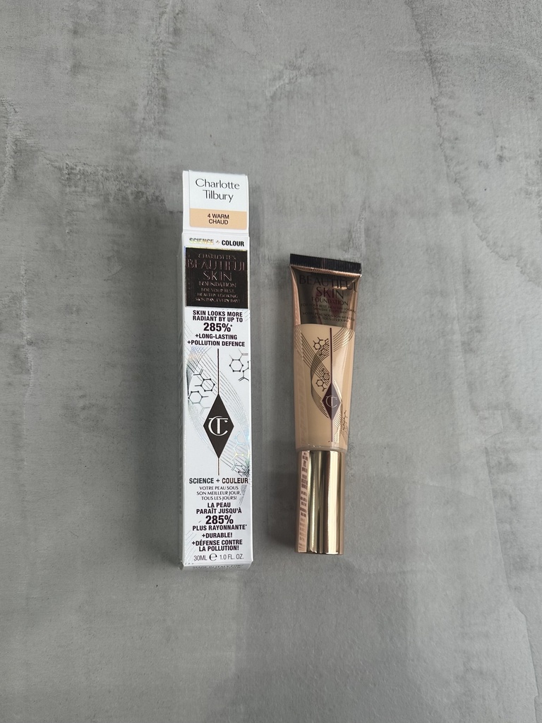 Charlotte Tilbury Beautiful Skin Foundation 4 Warm