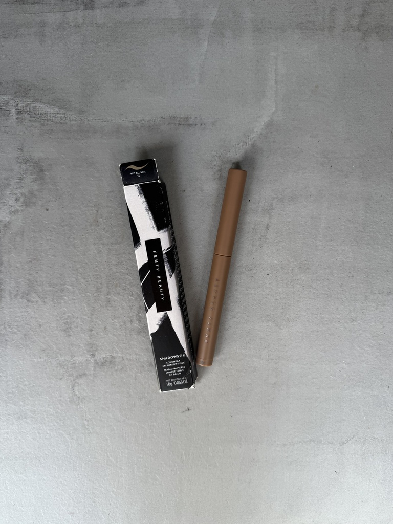 Fenty Beauty Shadow Stick Nut All Men