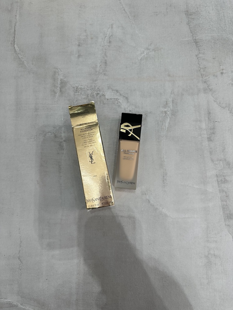 YSL All Hours Foundation MN8