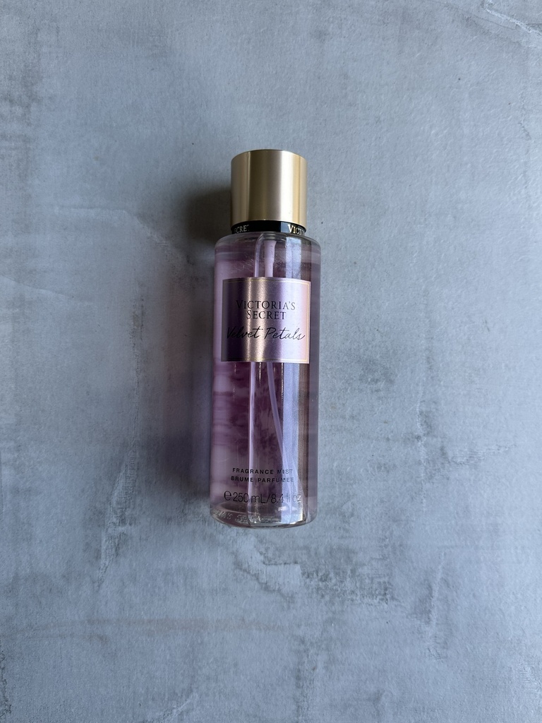 Victoria's Secret Velvet Petals Fragrance Mist 250ml