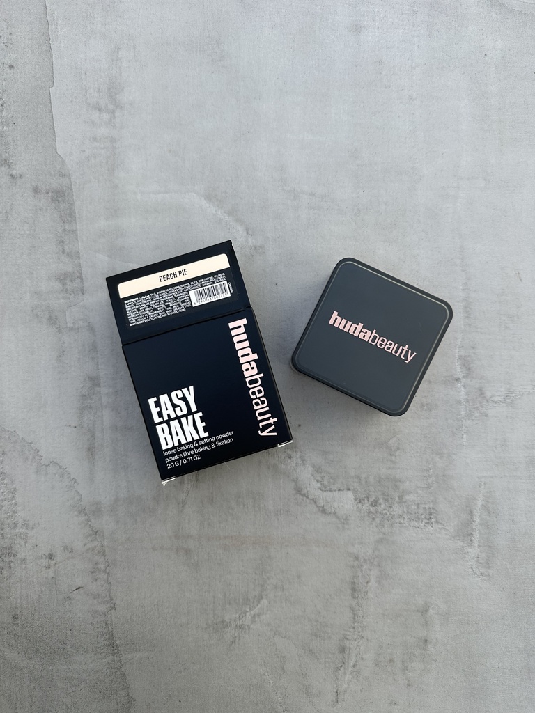Huda Beauty Easy Bake Loose Powder Peach Pie 