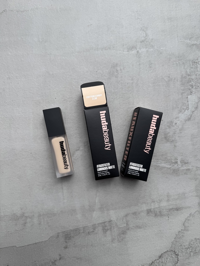 Huda Beauty Faux Filter Concealer Cotton Candy