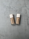 Laura Mercier Real Flawless Weightless Perfecting Foundation Pa Sticker Pa Kuti 30ml