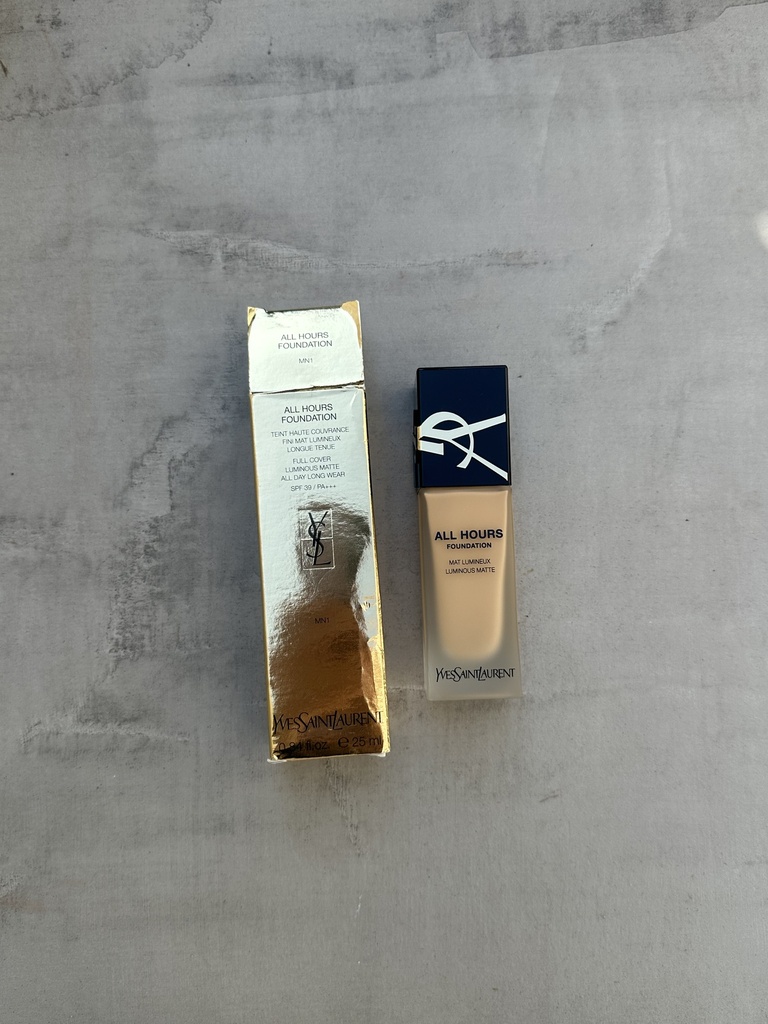 YSL All Hours Foundation MN1