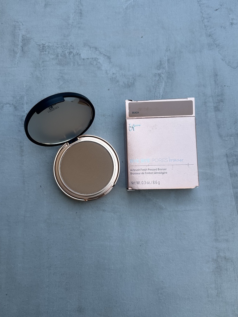 It Cosmetics Bye Bye Pores Bronzer Beach