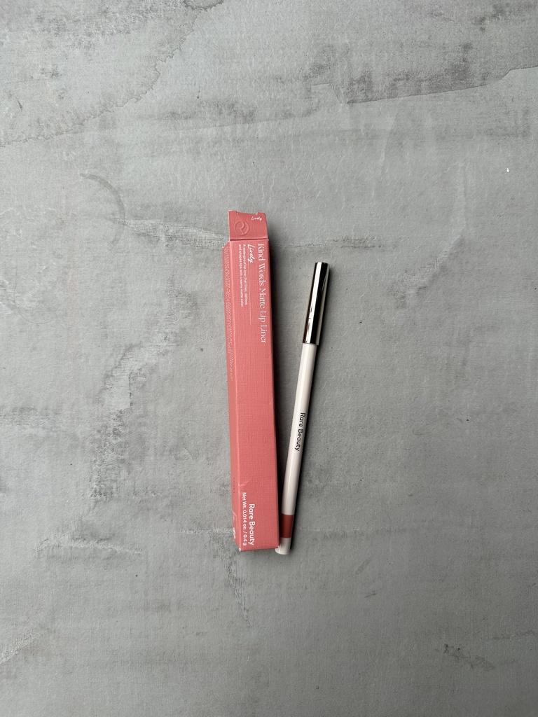 Rare Beauty Kind Words Matte Lip Liner Lively