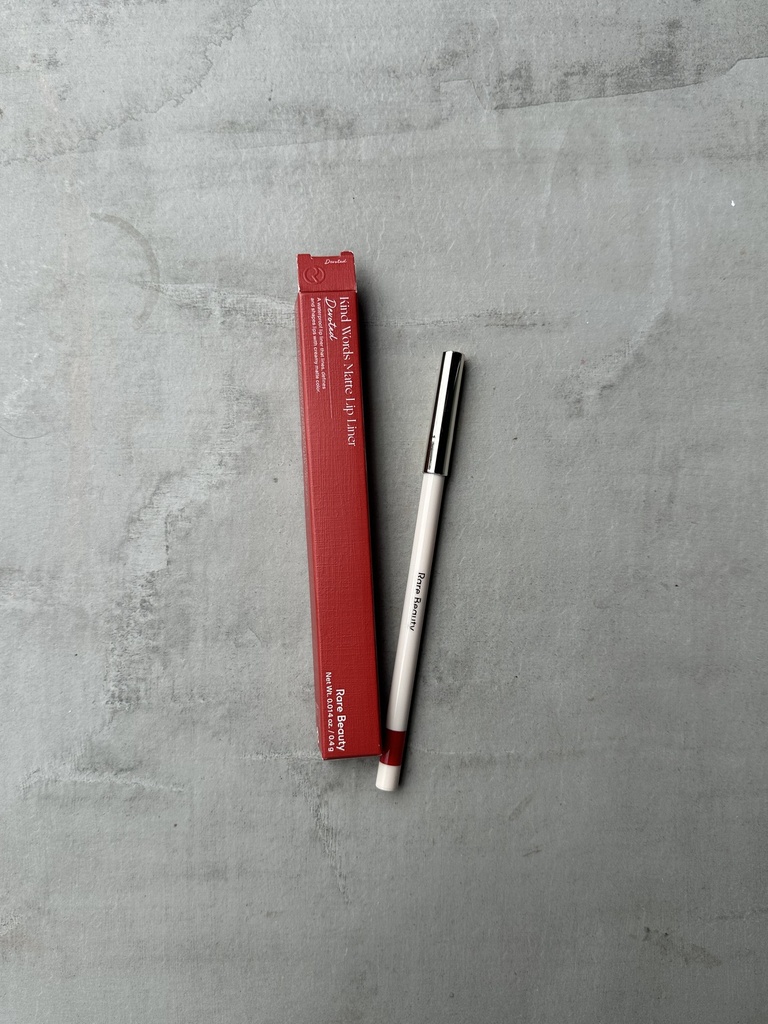 Rare Beauty Kind Words Matte Lip Liner Devoted