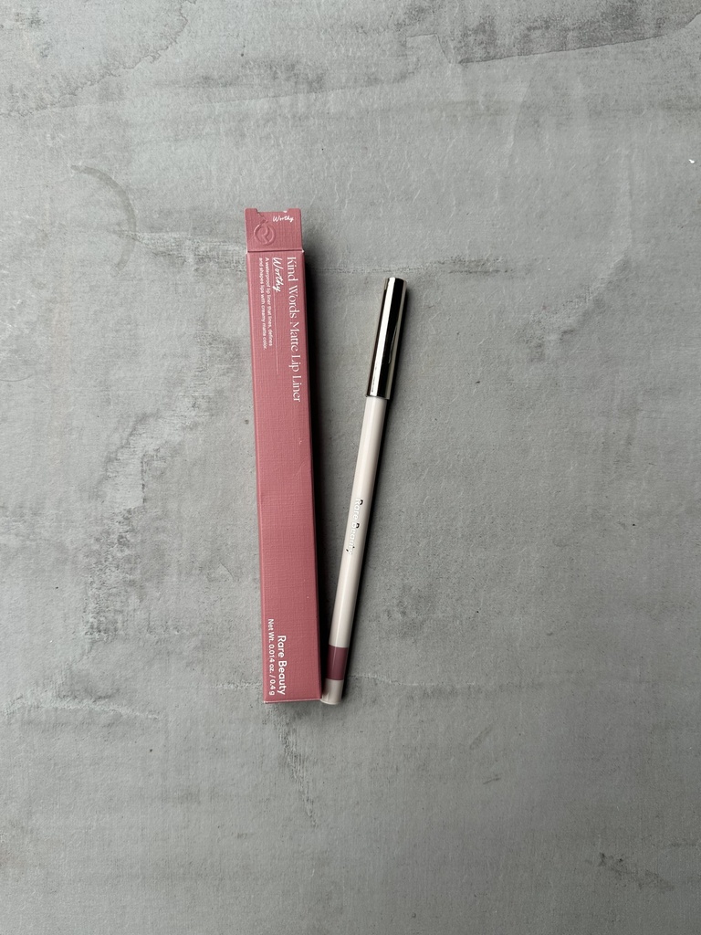 Rare Beauty Kind Words Matte Lip Liner Worthy