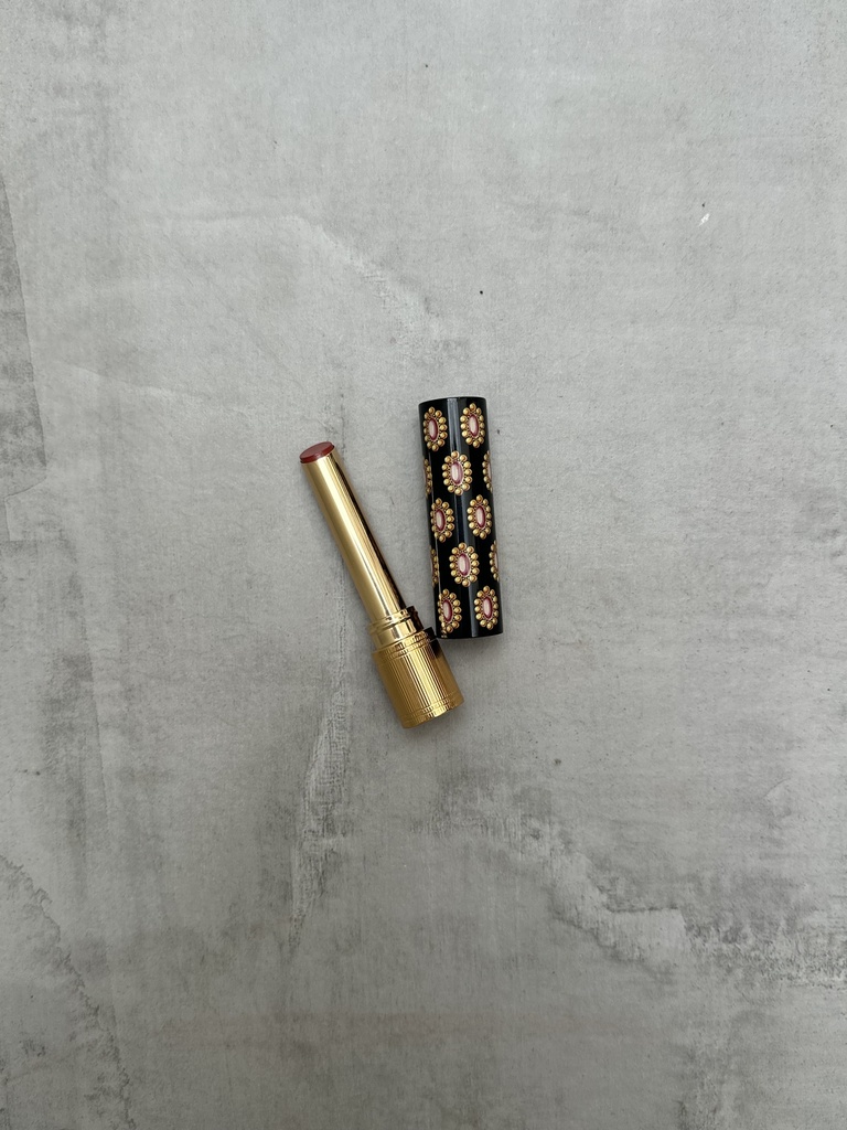 Gucci Glow & Care Lip Colour Valeria Rose Pa Kuti