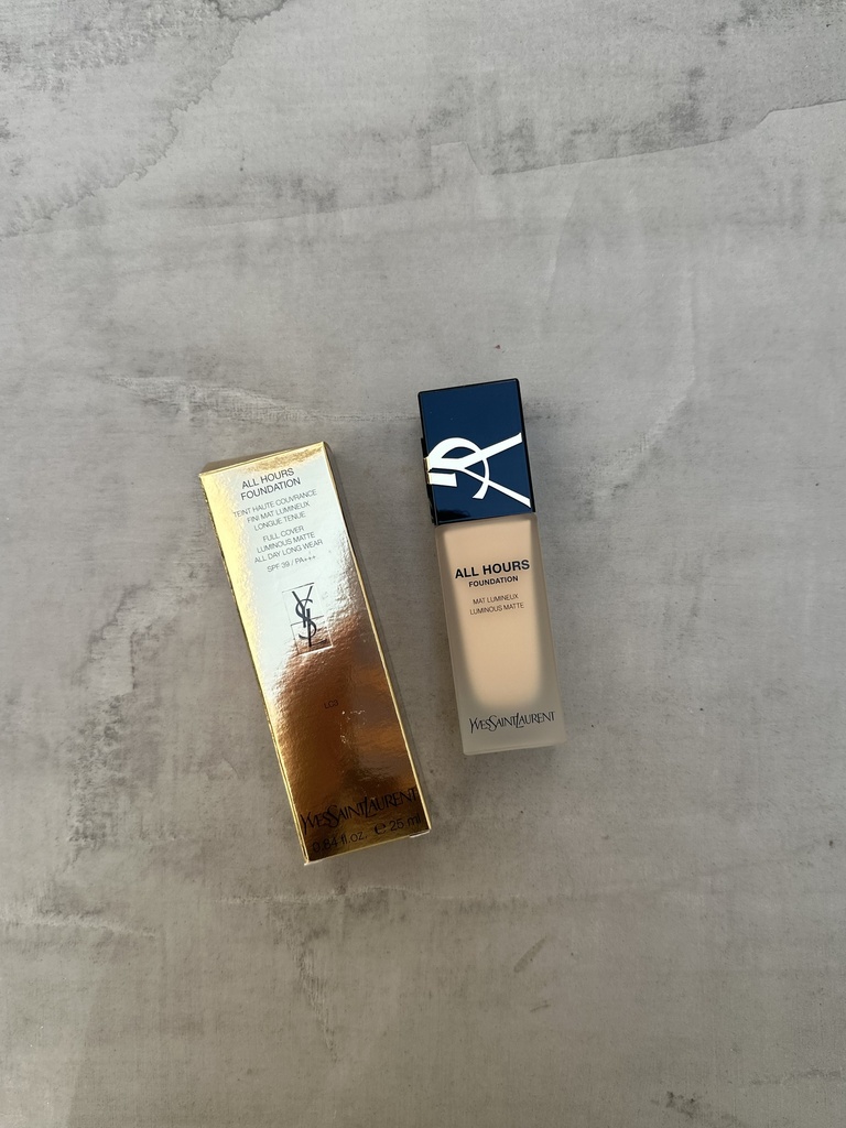 YSL All Hours Foundation LC3 SPF39
