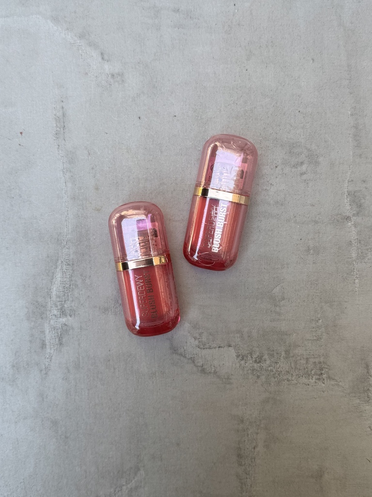 Revolution Superdewy Blush Burst Strawberry Milkshake Cool Pink