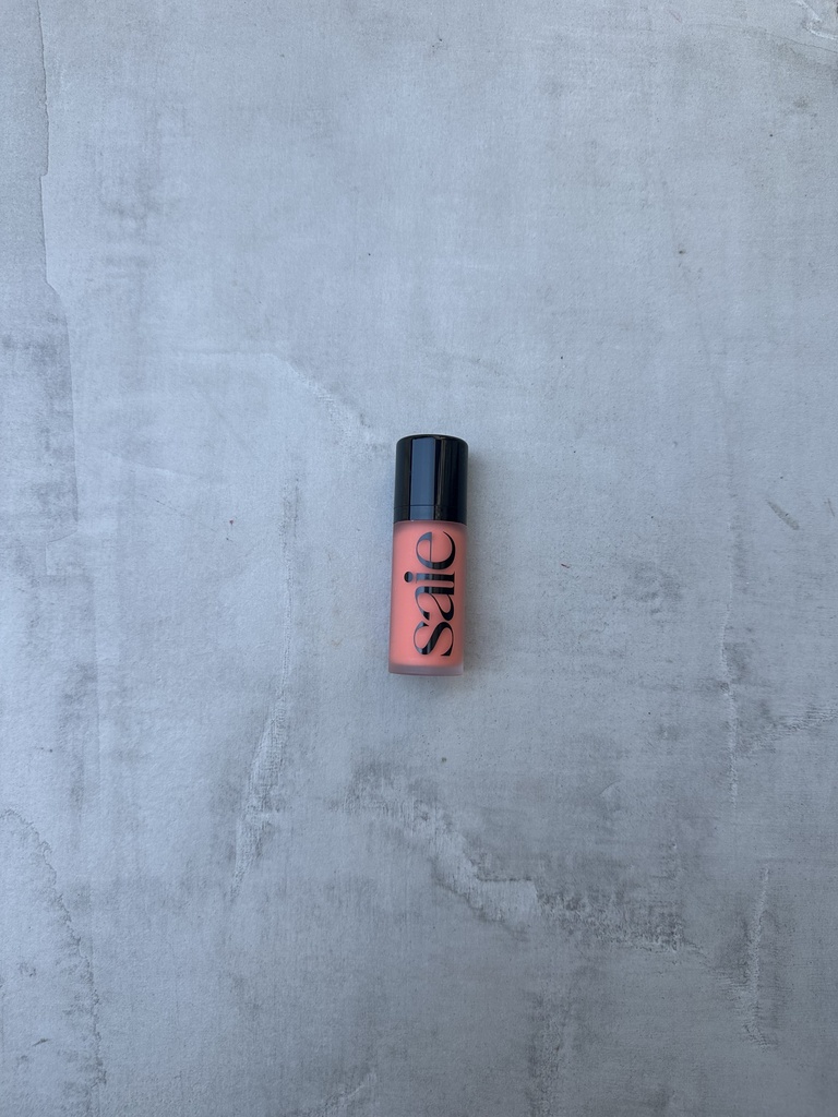 Saie Dewy Blush Hottie Pa Kuti