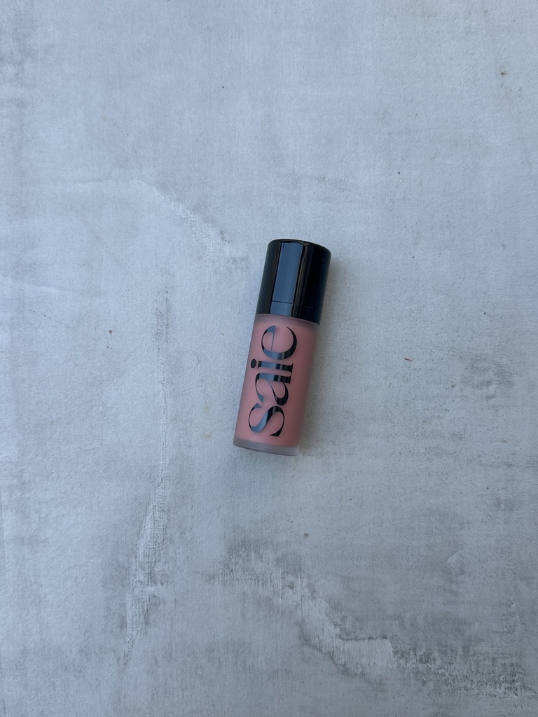 Saie Dewy Blush Lady Pa Kuti