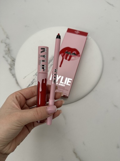 Kylie Cosmetics Lip Kit 405 Red Velvet