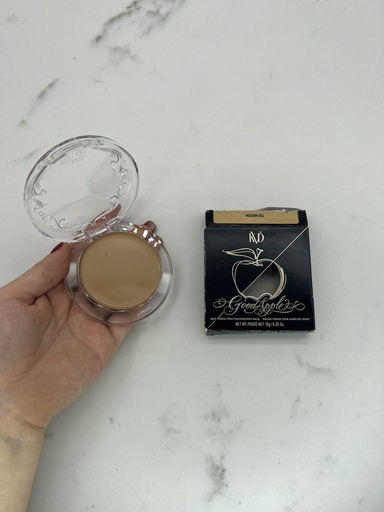 Kvd Good Apple Balm Foundation Medium 054