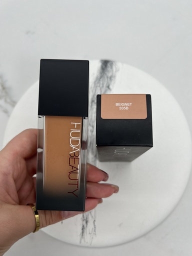Huda Beauty Faux Filter Foundation Beignet