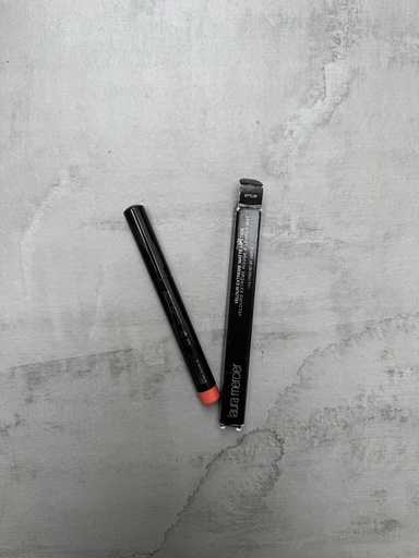Laura Mercier Velour Extreme Matte Lipstick Stylin