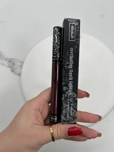 KVD Everlasting Liquid Lipstick Exorcism