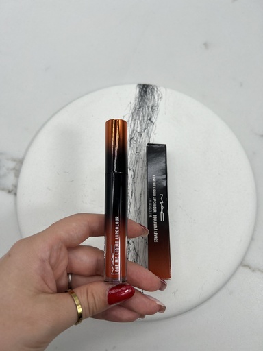 Mac Love Me Liquid Lipcolour 487