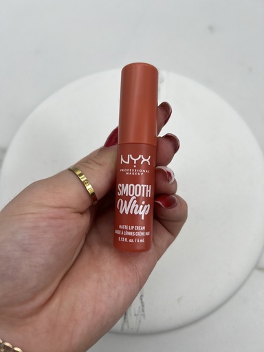Nyx Smooth Wip Matte Lip Cream Pushin Cushion Pa Kuti