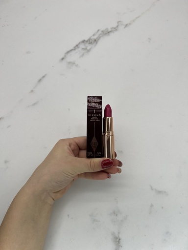 Charlotte Tilbury Kissing Lipstick Velvet Underground