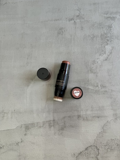Nude Stix All Over Face Bronzer Color Sunkissed 