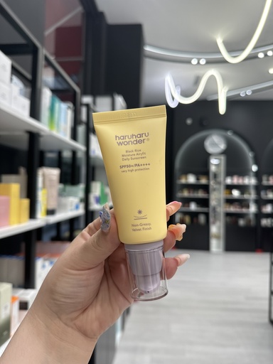 [HARUHARU WONDER] BLACK RICE MOISTURE AIRYFIT SUNSCREEN SPF50+/PA++++ 50ML