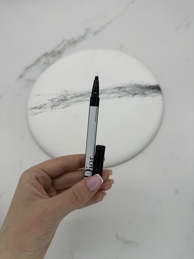 Dior Show On Stage Liner Waterproof Matte White 001 Tester