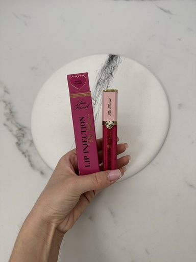 Too Faced Lip Injection Lip Gloss People Pleaser