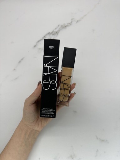 Nars Natural Radiant Longwear Foundation Barcelona