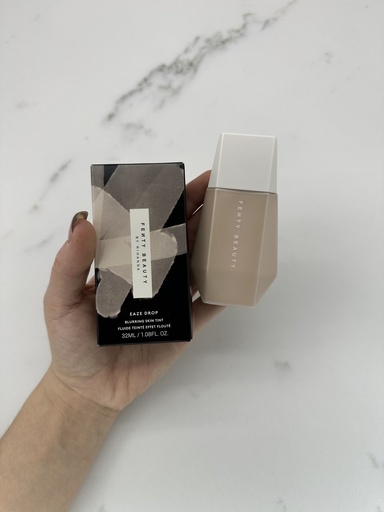 Fenty Beauty Eaze Drop Blurring Skin Tint 2