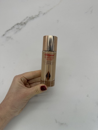 Charlotte Tilbury Hollywood Flawless Filter Pa Sticker Ngjyre Pa Kuti