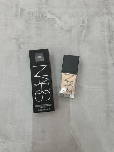 Nars Light Reflecting Foundation Mont Blanc