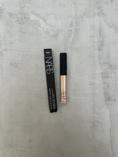 Nars Radiant Creamy Concealer Custard