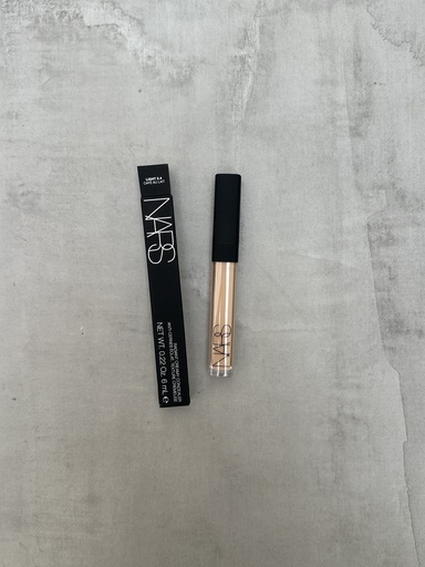 Nars Radiant Creamy Concealer Cafe Au Lait 