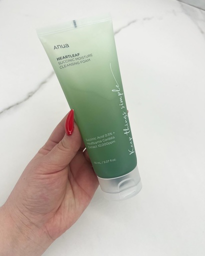 Anua Heartleaf Succinic Cleansing Foam