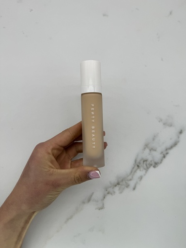 Fenty Beauty Pro Filt'r Soft Matte Foundation Pa Sticker Ngjyre Pa Kuti