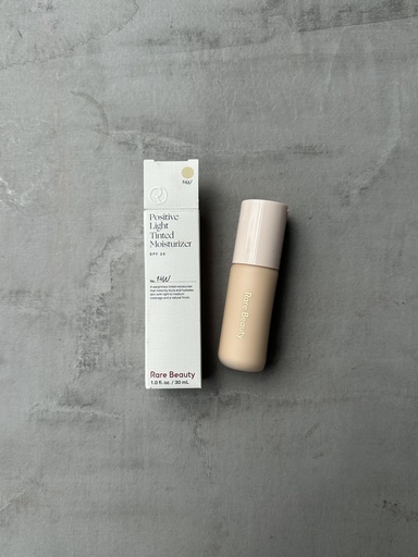 Rare Beauty Positive Light Tinted Moisturizer 14W