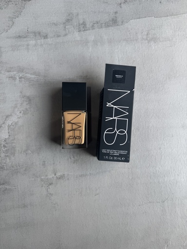 Nars Light Reflecting Foundation Vanuatu