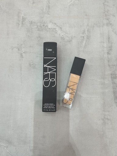Nars Natural Radiant Foundation Valencia