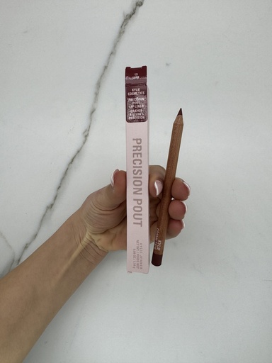 Kylie Jenner Precision Pout Lip Liner 123 Lure 