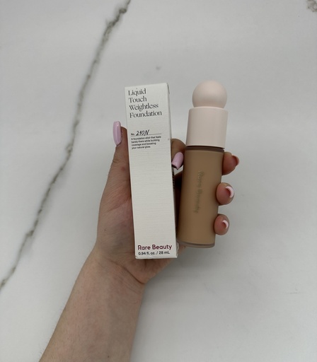 Rare Beauty Liquid Touch Weightless Foundation 210N