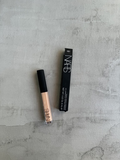 Nars Radiant Creamy Concealer Honey 