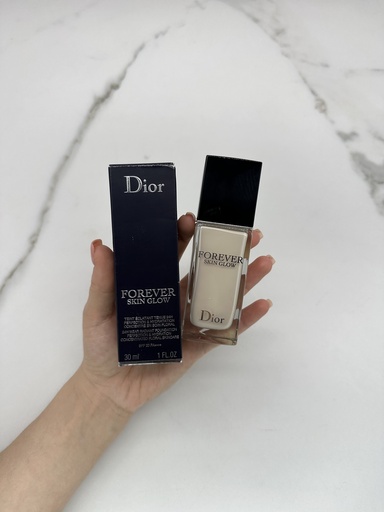 Dior Forever Skin Glow 00