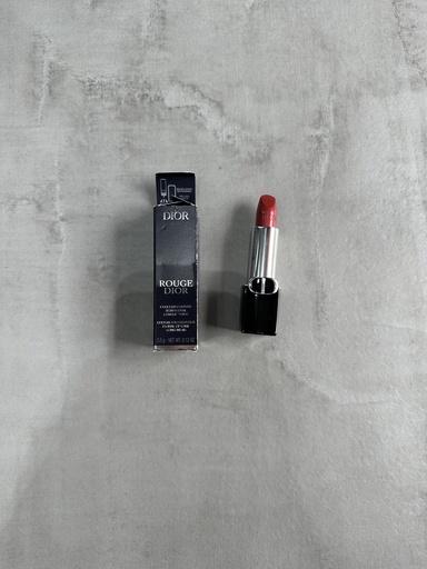 Dior Rouge Satin  525