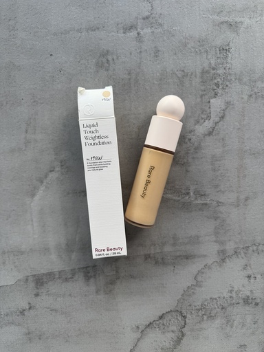 Rare Beauty Liquid Touch Weightless Foundation 190W