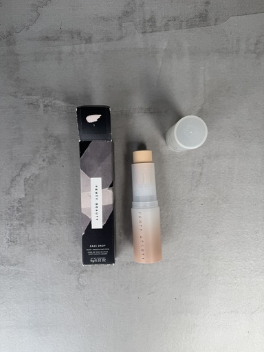 Fenty Beauty Eaze Drop Blur + Smooth Tint Stick 1
