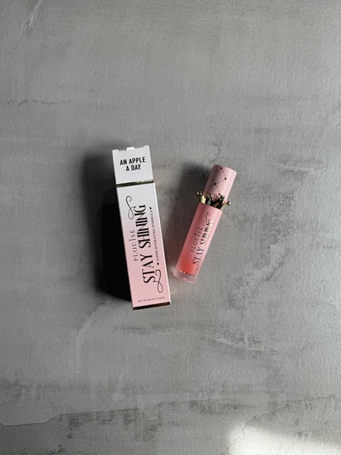 Plouise Stay Shining Lip Oil An Apple A Day