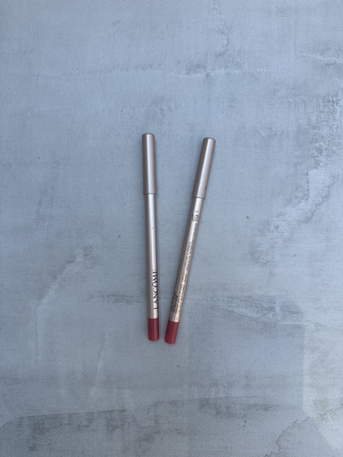 Lancome Creamy Matte Lip Liner 100 Red Now  