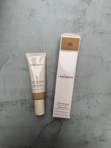 Laura Mercier Tinted Moisturizer Natural Skin Perfector 4W1 Tawny  